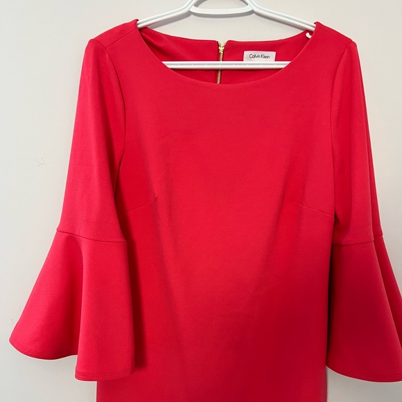 Coral Calvin Klein Trumpet Sleeve Dress - Picture 4 of 7